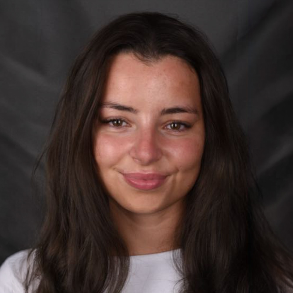 natalia iwanczuk headshot
